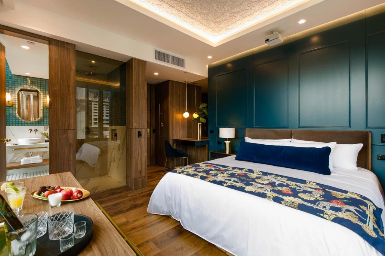 Hotel Marquee Medellin Bagian luar foto Deluxe Room