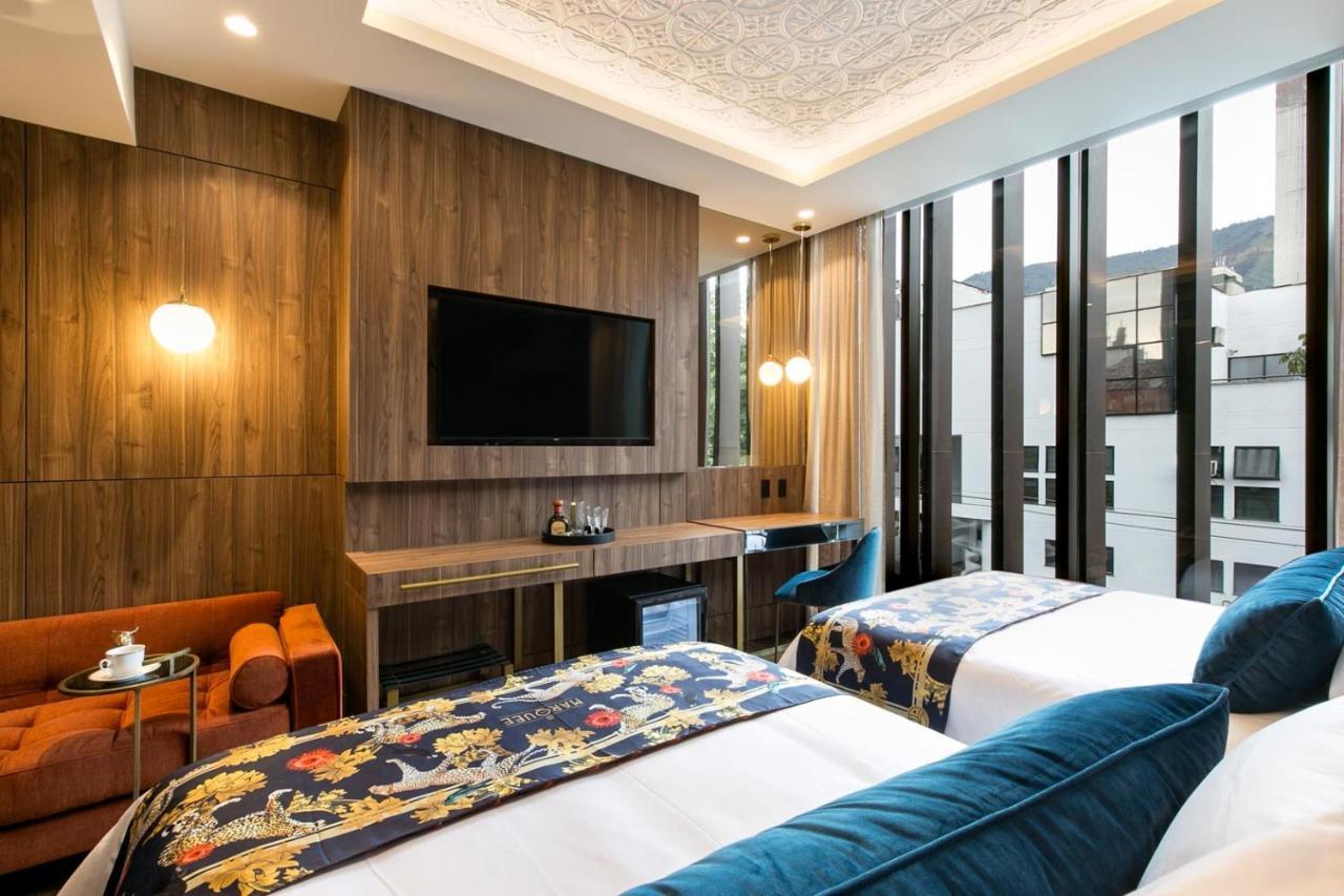 Hotel Marquee Medellin Bagian luar foto Deluxe Room